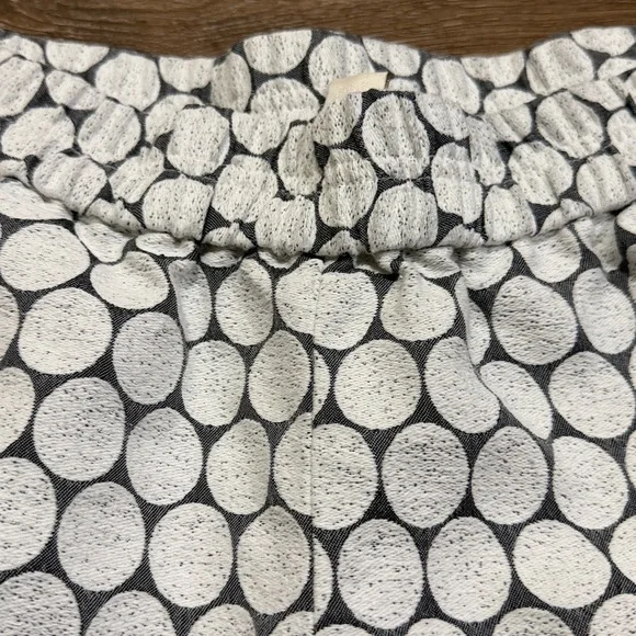 J. Crew Polka Dot Pull On Elastic Waist 3” Shorts - Picture 3 of 4